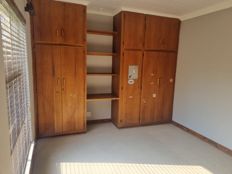 5 Bedroom Property for Sale in Universitas Free State